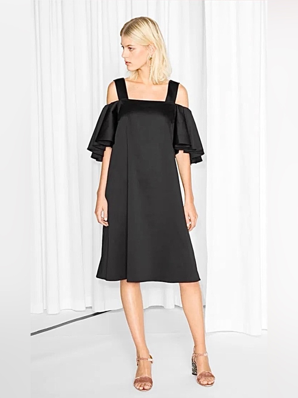 & OTHER STORIES Black Sateen Cold Shoulder Midi Dress 4 NWT